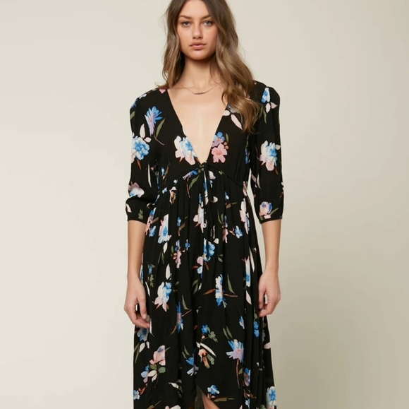 O'Neill Dresses & Skirts - Holiday Sale O'NEILL Boyce Maxi Dress